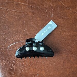 Simons Black Hair Clip with Faux Pearl Accents, New With Tags